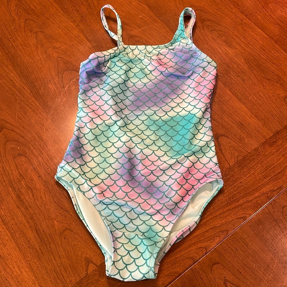 SO Little Mermaid One Piece Swimsuit - girls size 10 including free Mermaid Tail - Picture 2 of 16